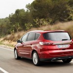 Ford S-Max Driving 01